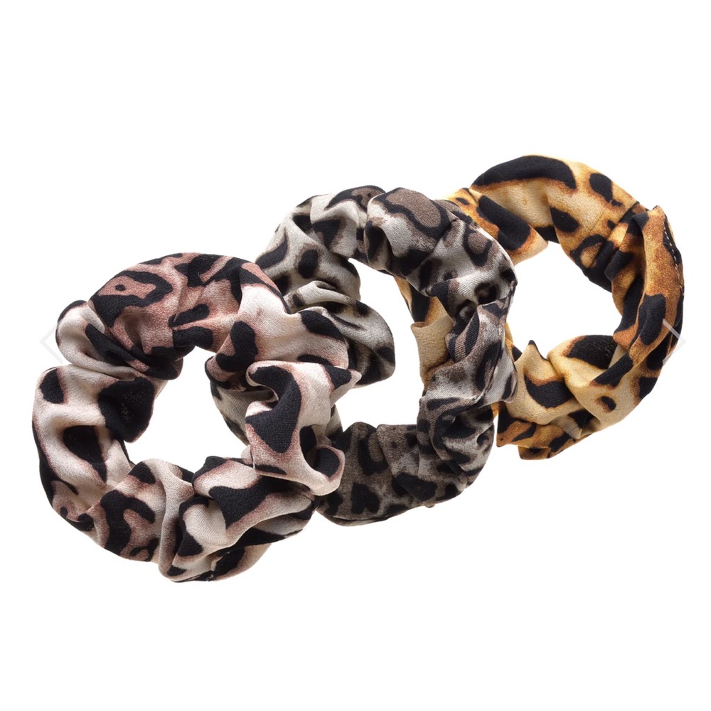 nOir Jewelry Set of 3 Leopard Print Scrunchie